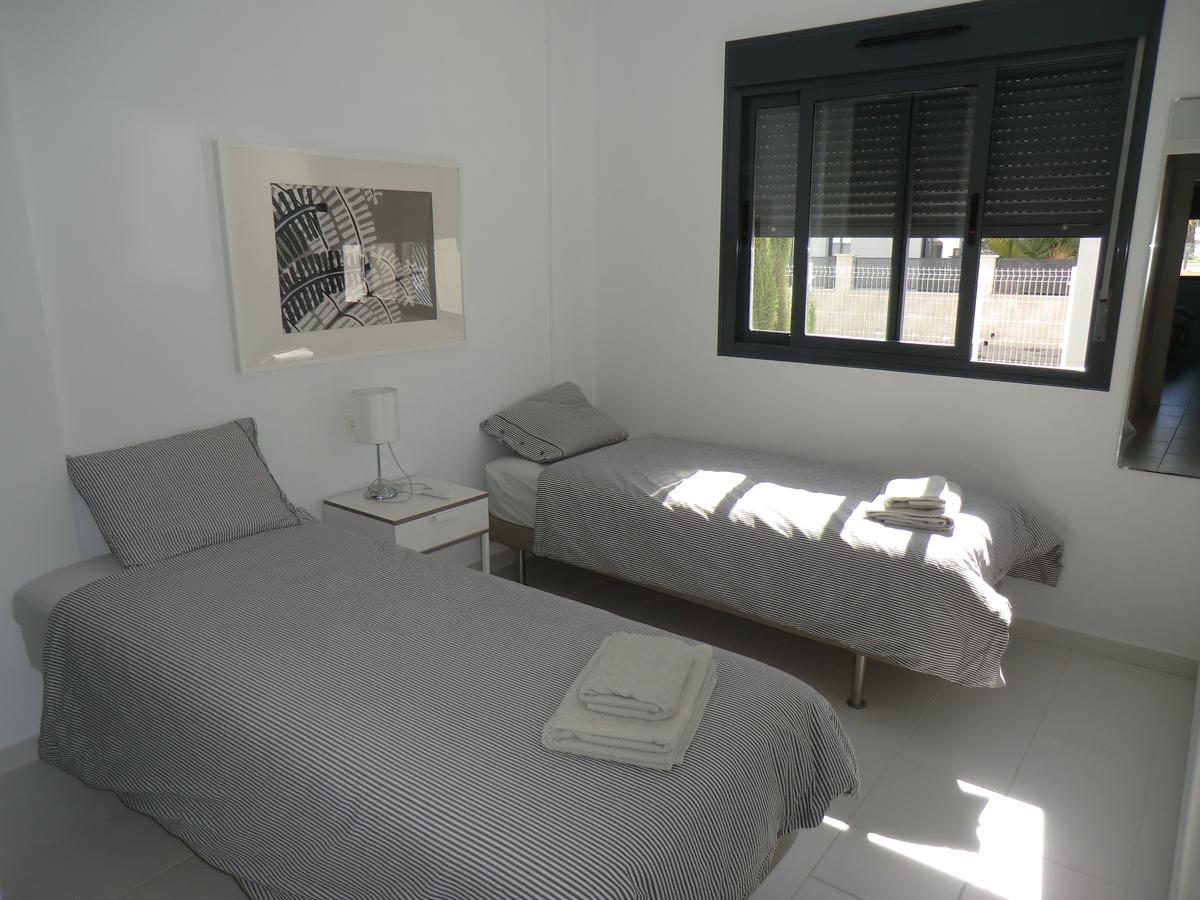 Casas Holiday - Oasis Beach Orihuela Exterior photo